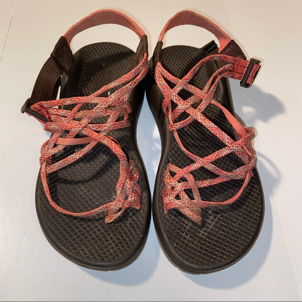 Chaco Triple Strap Sandals with Vibram Sole Women's sz 7 hiking strappy comfort